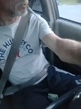 Biknight: διαδικτυακό σόου στην κάμερα