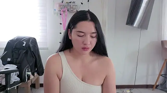 megaaann Adlı Modelin Canlı XXX Sohbeti
