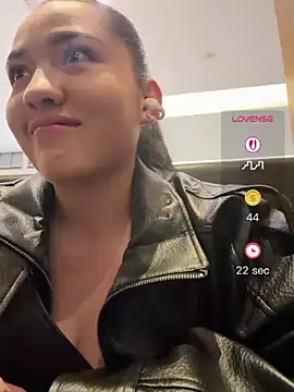 XXX chat uživo modela megaaann