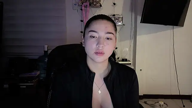 Show modela megaaann na web-kameri