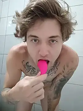 DanielMagains Webcam-Show