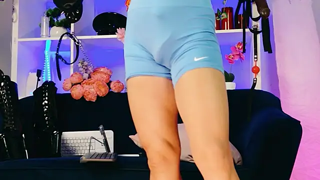 Ella__Kross Show Webcam