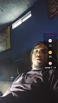 AlexAlejandro27's Webcam Show