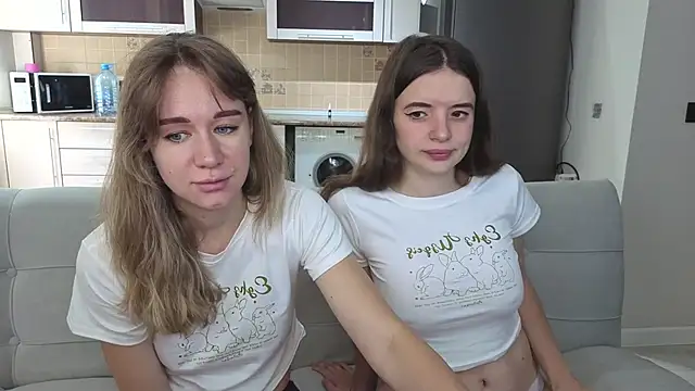 Pokazy przed kamerką – witches_couple