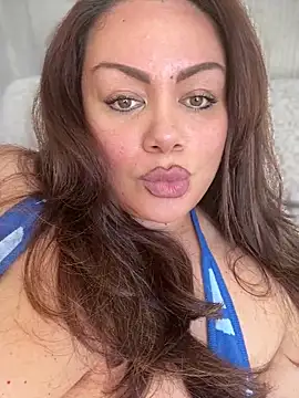 BadAssVeronica 即時 XXX 聊天