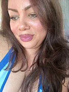 Pokazy przed kamerką – BadAssVeronica