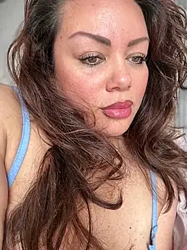 Chatroom XXX en direct de BadAssVeronica