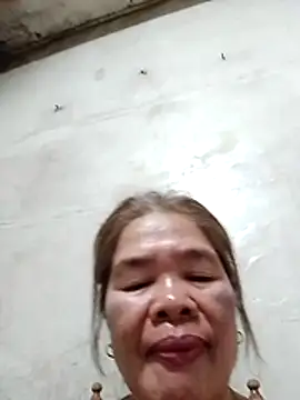 sexylizzy4u 网络视讯表演