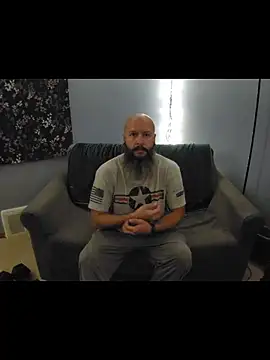 Girthy-Man-Hammer's Webcam Show