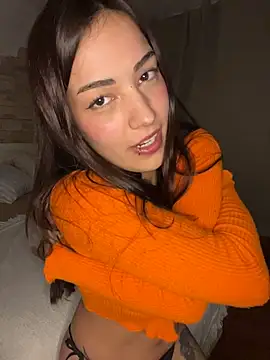 sweetaddictionbyThy Adlı Modelin Canlı XXX Sohbeti
