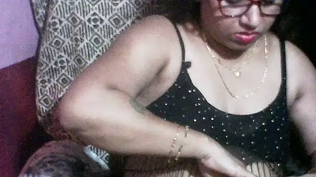 Chat +18 de koyel90 ao vivo