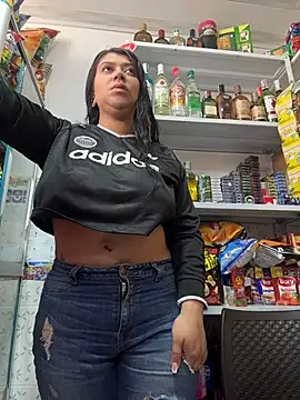 emilyjohanson: διαδικτυακό σόου στην κάμερα