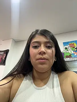 emilyjohanson Adlı Modelin Web Kamerası Şovu