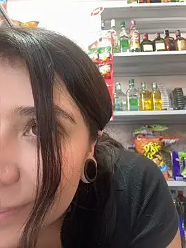 emilyjohanson Adlı Modelin Web Kamerası Şovu