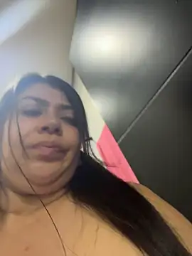 emilyjohansonn Webbikameraesitys