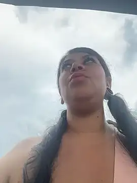 emilyjohansonn Webbikameraesitys