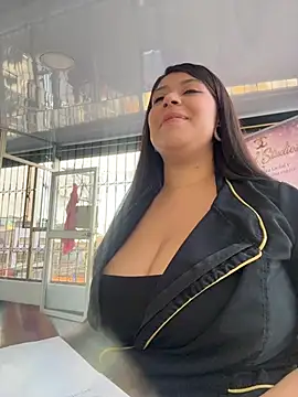 emilyjohanson Adlı Modelin Web Kamerası Şovu