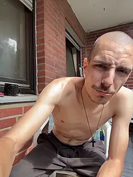 Maximus9494's Webcam Show