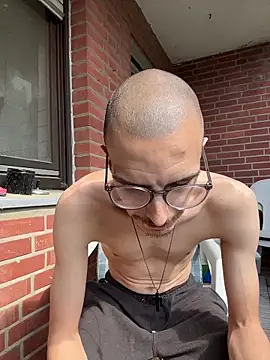 Maximus9494's Webcam Show