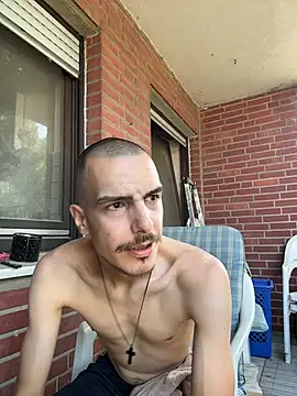 Maximus9494 Show in webcam