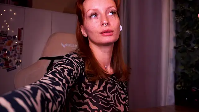 عرض كام Liuba_Fox