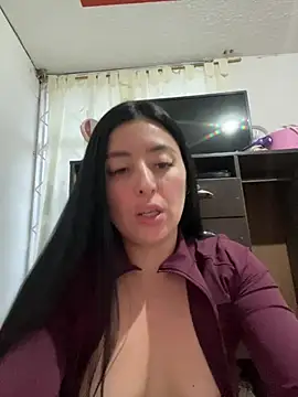 Sofhi_corolinne31 লাইভ XXX চ্যাট