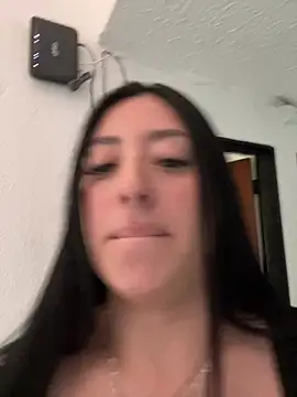 Chat XXX en directo de Sofhi_corolinne31