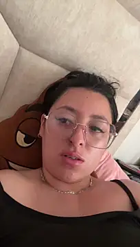 Sofhi_corolinne31 XXX чат на живо