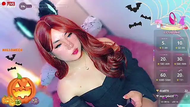 Show modela Alicia_Rose69 na web-kameri