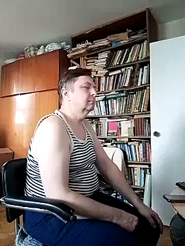 Show modela Pokaz2020 na web-kameri