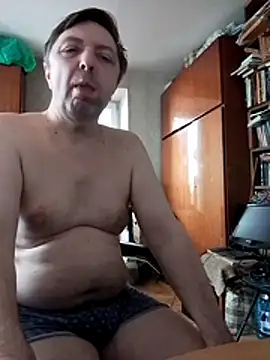 Show modela Pokaz2020 na web-kameri