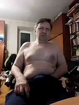 Show modela Pokaz2020 na web-kameri