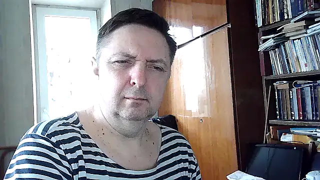 הופעת וובקאם של Pokaz2020