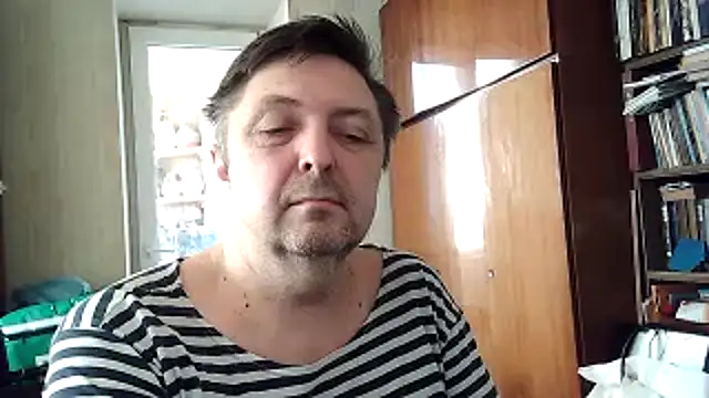 Show modela Pokaz2020 na web-kameri