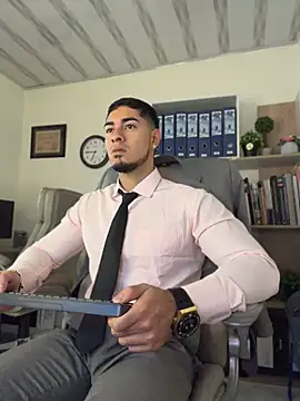 Dimitri_Colleman Show in webcam