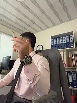 Pertunjukan Kamera Web Dimitri_Colleman
