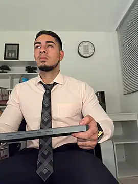 Pertunjukan Kamera Web Dimitri_Colleman