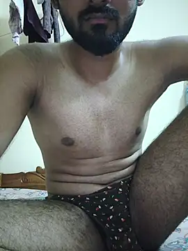 Babboy_24 Show in webcam