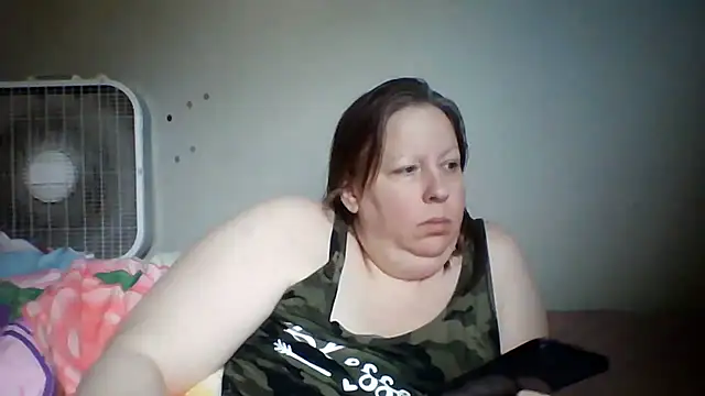 starlight1983 Show in webcam