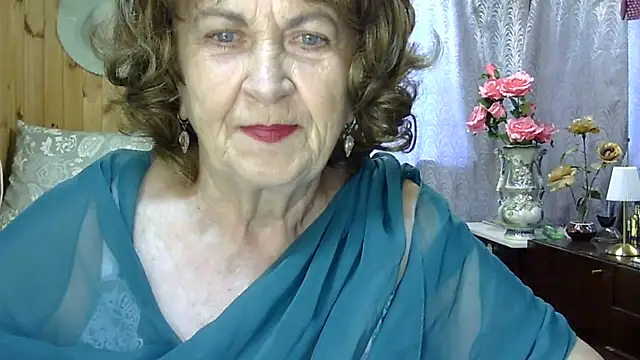 Emma52610 即時 XXX 聊天