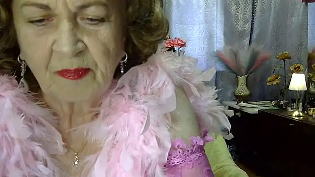 Emma52610 Webcam show