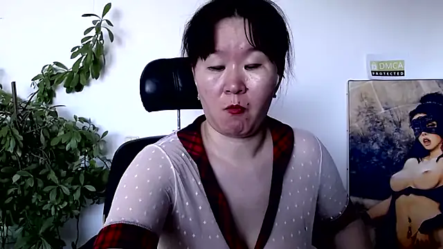 Akira_xx লাইভ XXX চ্যাট