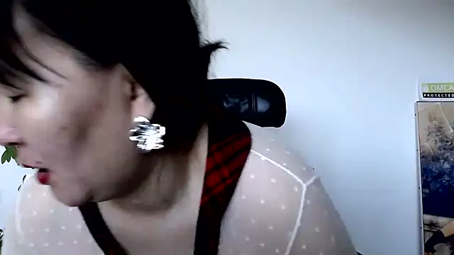 Czat XXX na żywo – Akira_xx