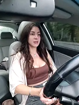חדר צ'אט בשידור חי של GroaningJute