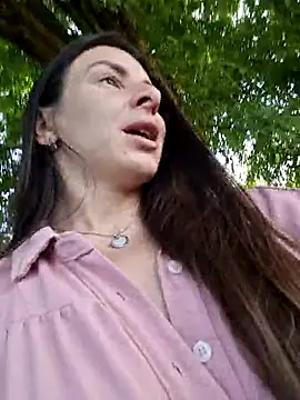 GroaningJute webcam show