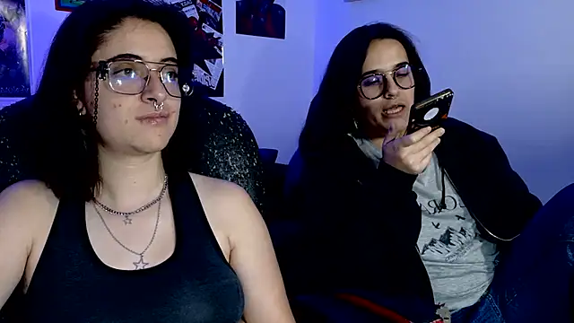 Вебкам-шоу multiorgasmic_69