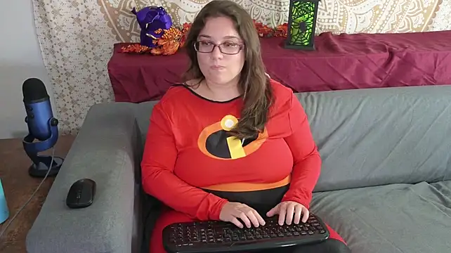 DrenchedDelicates' Webcam Show
