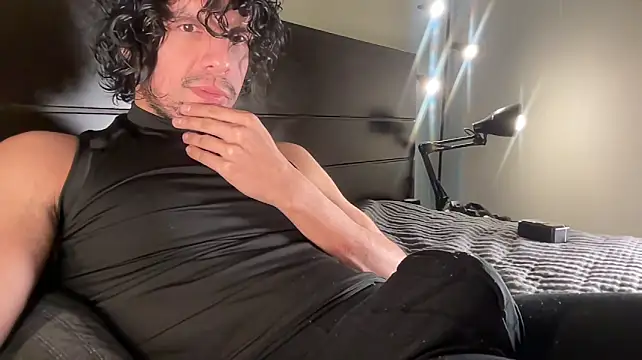 beranco19: διαδικτυακό σόου στην κάμερα