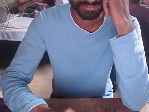 ThethunderPo Show in webcam