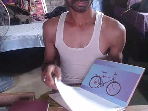 ThethunderPo Show in webcam